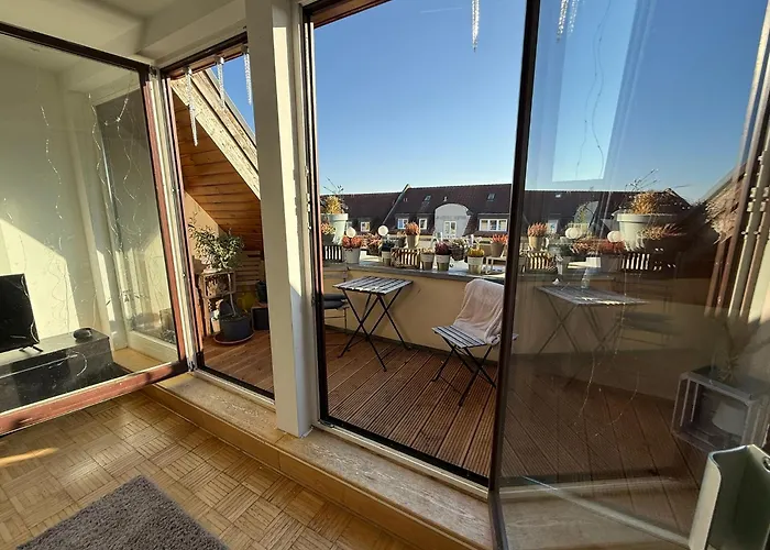Apartmán Grosszuegige, Sonnige Dachgeschosswohnung Mit Balkon Lipsko