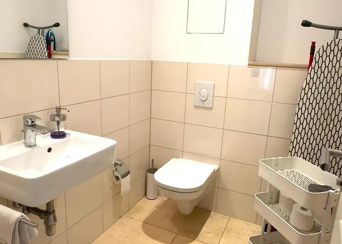 Apartmán Grosszuegige, Sonnige Dachgeschosswohnung Mit Balkon Lipsko